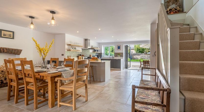 Photo of 4 Bed in Crickhowell