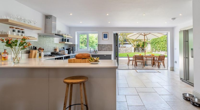 Photo of 4 Bed in Crickhowell