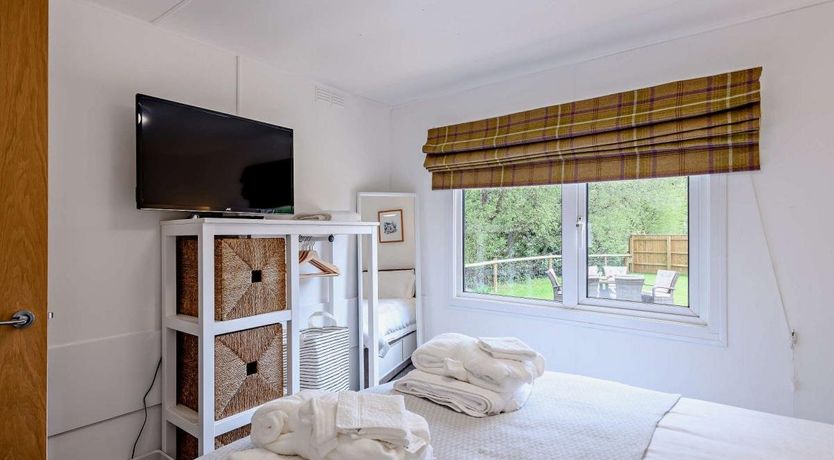 Photo of 2 Bed in Godshill Wood