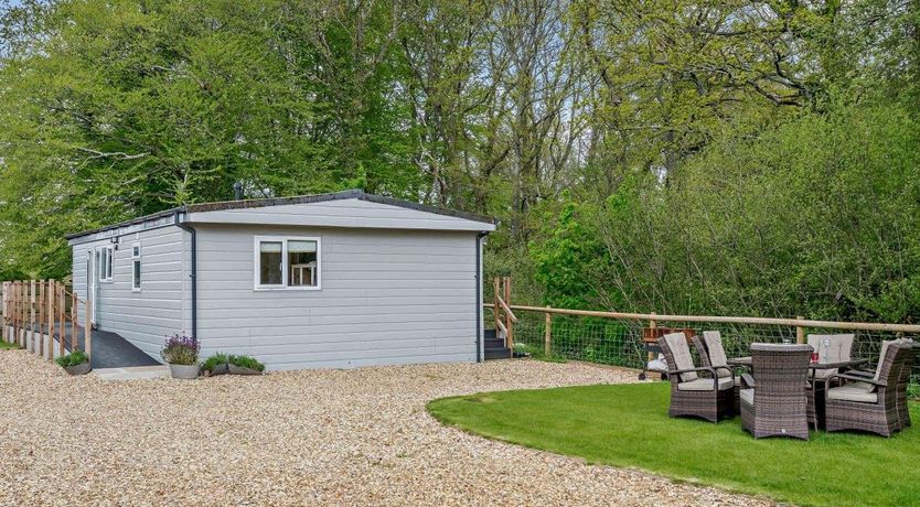 Photo of 2 Bed in Godshill Wood