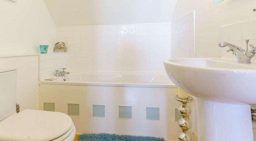 Photo of 2 Bed in Tenby