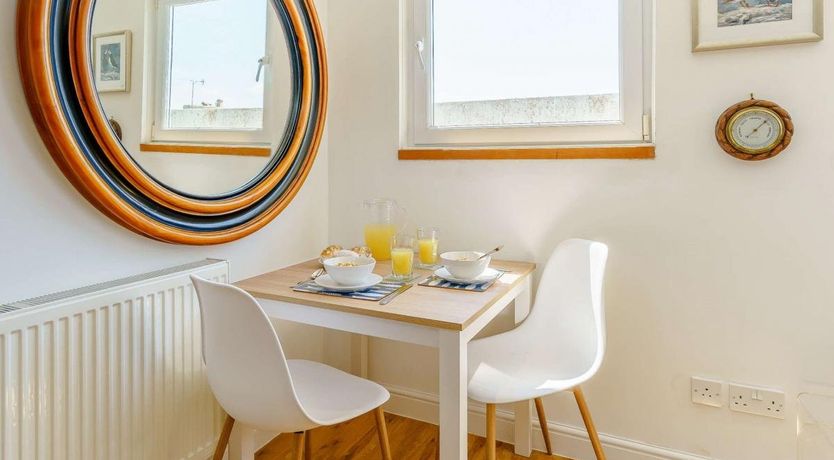 Photo of 2 Bed in Tenby