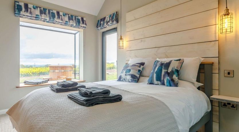 Photo of 1 Bed in North Petherton