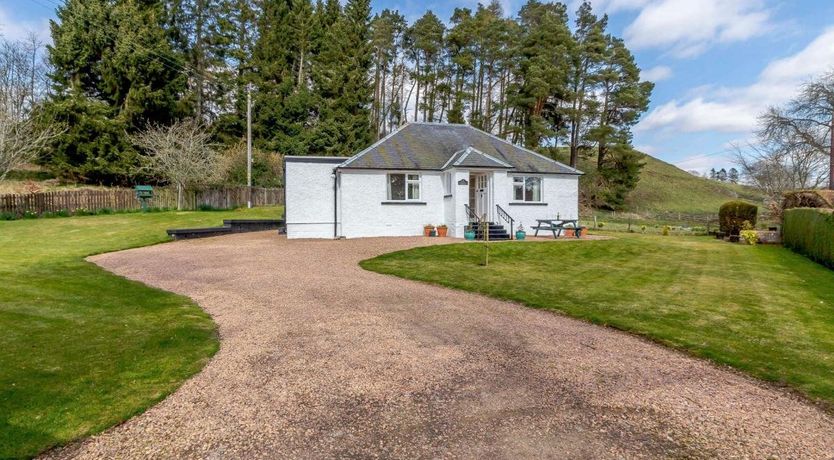 Photo of in Kirriemuir  (82244)