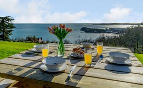 Photo of 2 Bed in Tenby