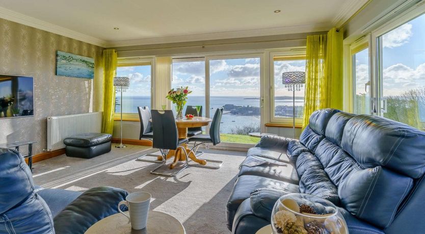 Photo of 2 Bed in Tenby
