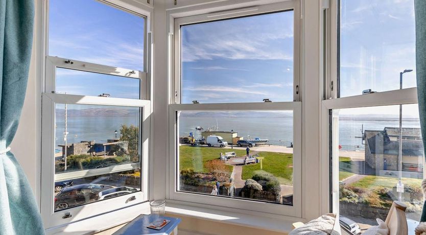 Photo of 2 Bed in Aberdovey