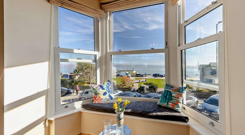 Photo of 2 Bed in Aberdovey