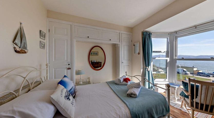 Photo of 2 Bed in Aberdyfi