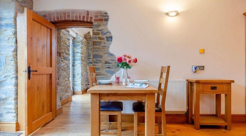 Photo of 1 Bed in St. Giles-on-the-Heath