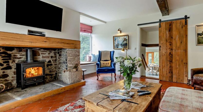 Photo of 6 Bed in Brecon