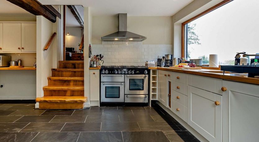 Photo of 6 Bed in Brecon