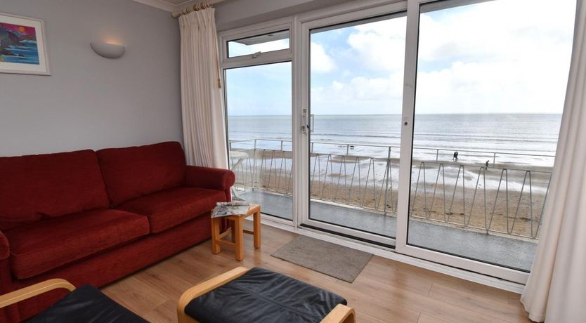Photo of in Saundersfoot (FB242)