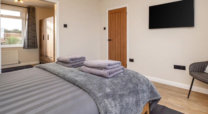 Photo of 1 Bed in Mundeseley