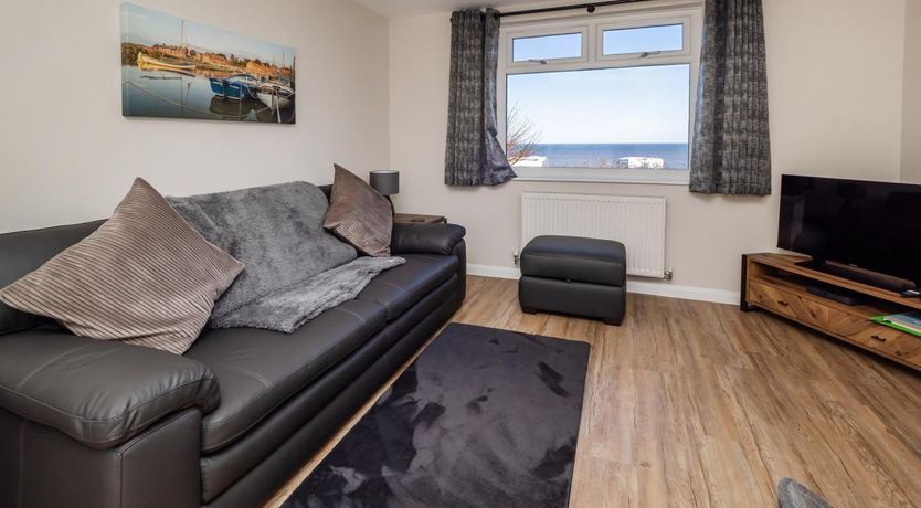 Photo of 1 Bed in Mundeseley