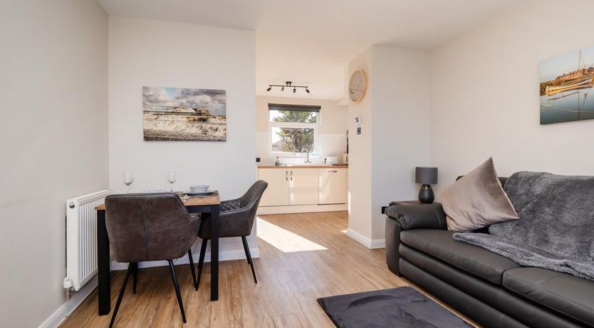 Photo of 1 Bed in Mundeseley