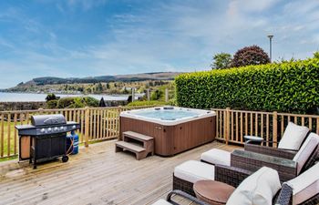 6 Bed in Dunoon Holiday Cottage