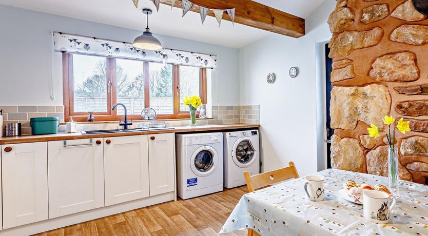 Photo of 1 Bed in Watchet