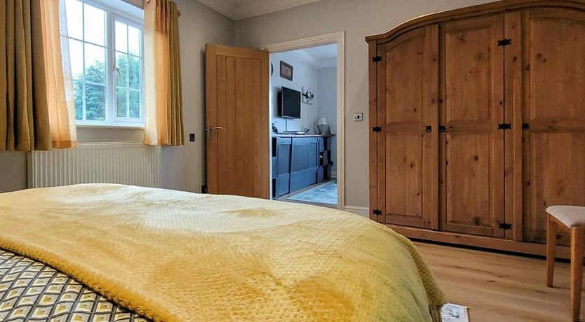 Photo of 1 Bed in Aberdare