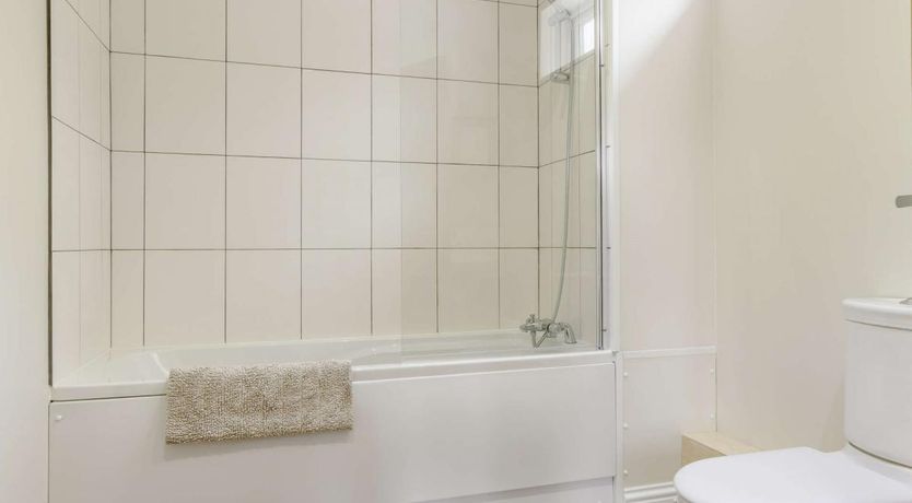 Photo of 1 Bed in Cwmbach