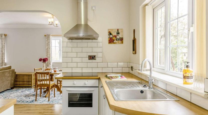 Photo of 1 Bed in Cwmbach