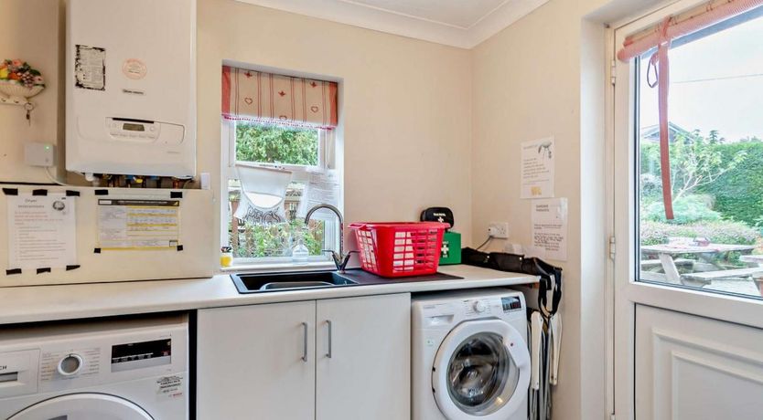 Photo of 4 Bed in Penally