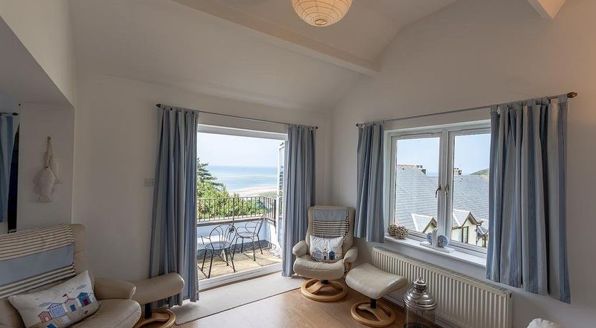 Photo of 2 Bed in Aberdovey