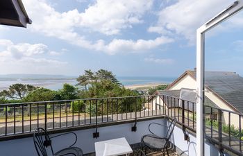 2 Bed in Aberdyfi Apartment