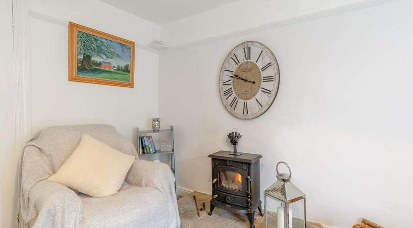 Photo of 3 Bed in Willand