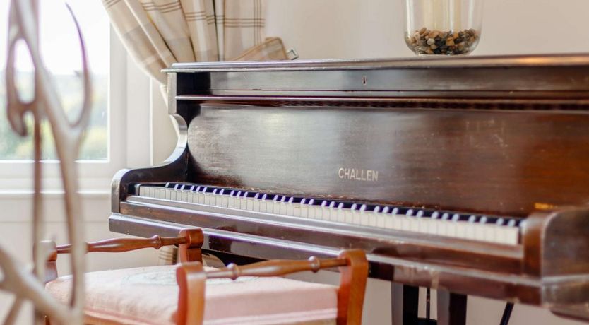 Photo of 4 Bed in Tannadice