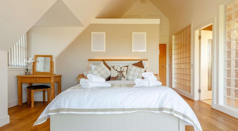 Photo of 4 Bed in Tannadice