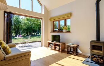 in Hurst Green (78940) Holiday Cottage