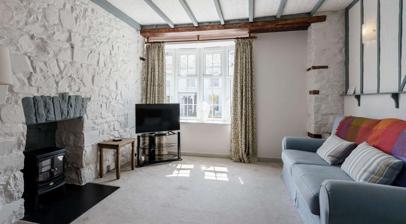 Photo of 4 Bed in New Quay