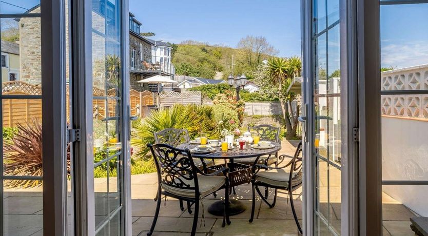 Photo of 4 Bed in New Quay