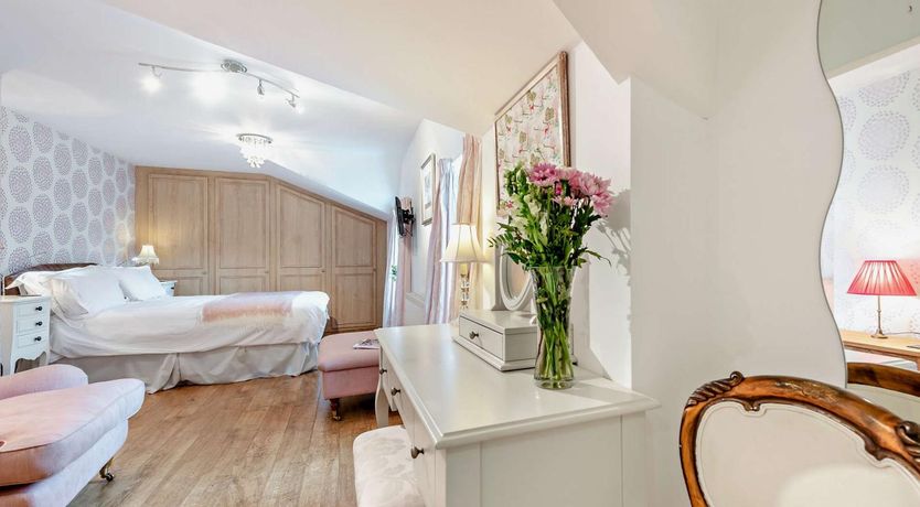 Photo of 3 Bed in Aberaeron