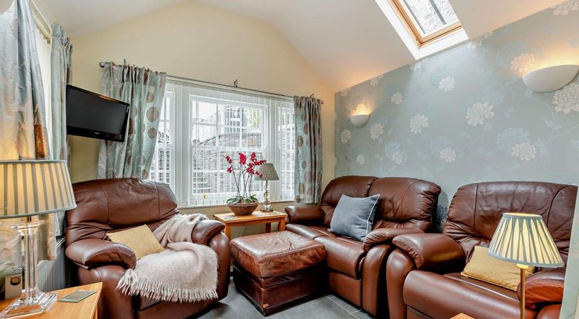 Photo of 3 Bed in Aberaeron