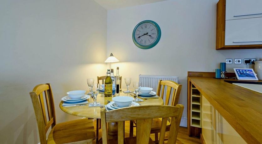 Photo of 2 Bed in Tenby