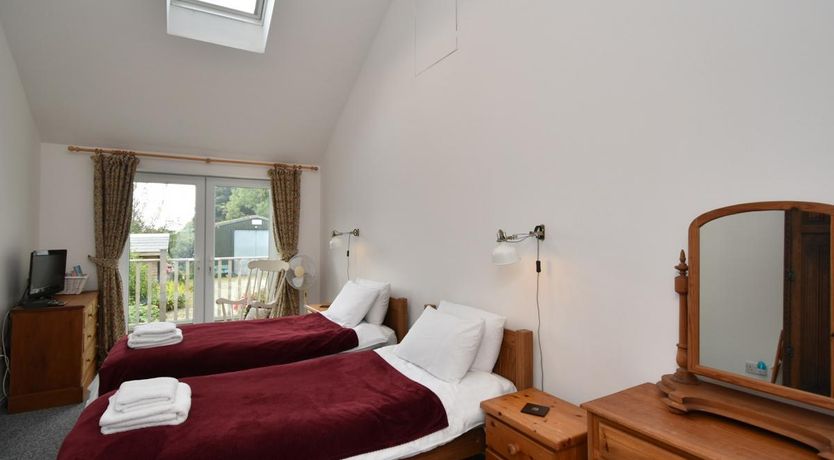 Photo of 3 Bed in Templeton