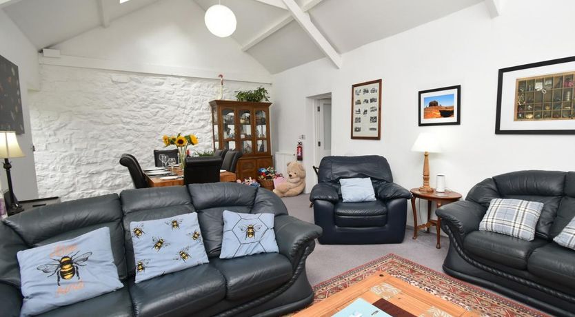 Photo of 3 Bed in Templeton