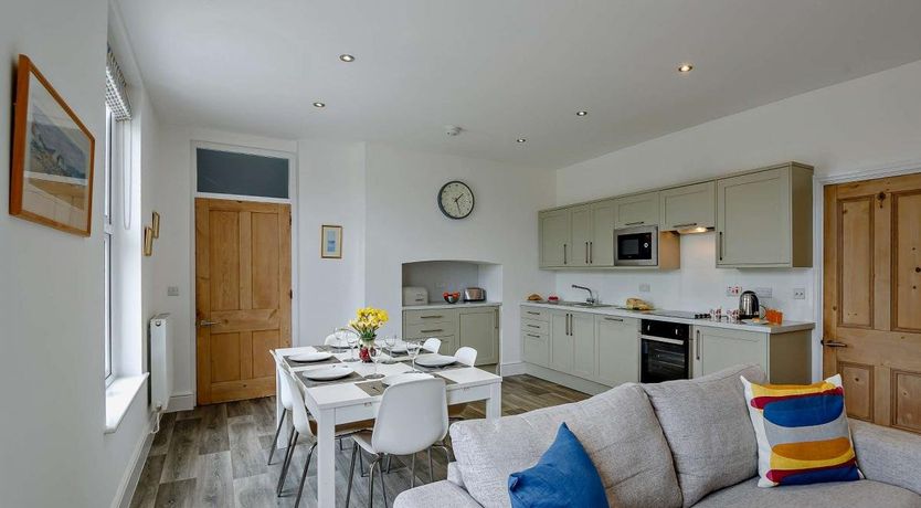 Photo of 3 Bed in Aberdovey