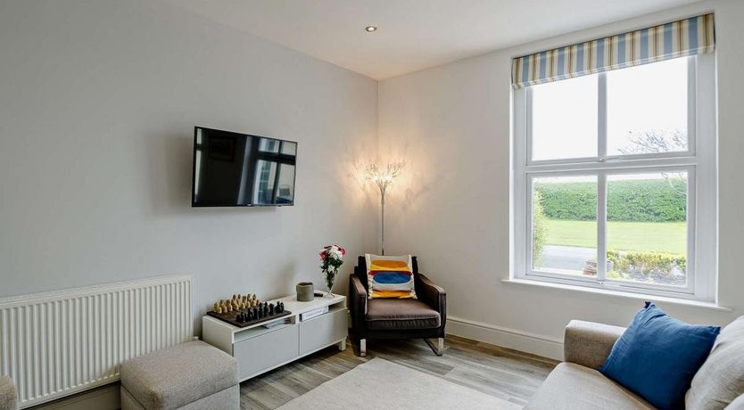 Photo of 3 Bed in Aberdovey