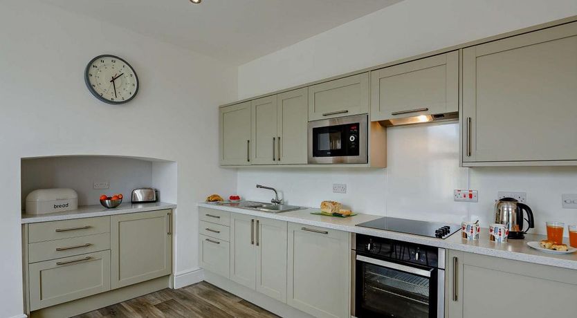 Photo of 3 Bed in Aberdovey