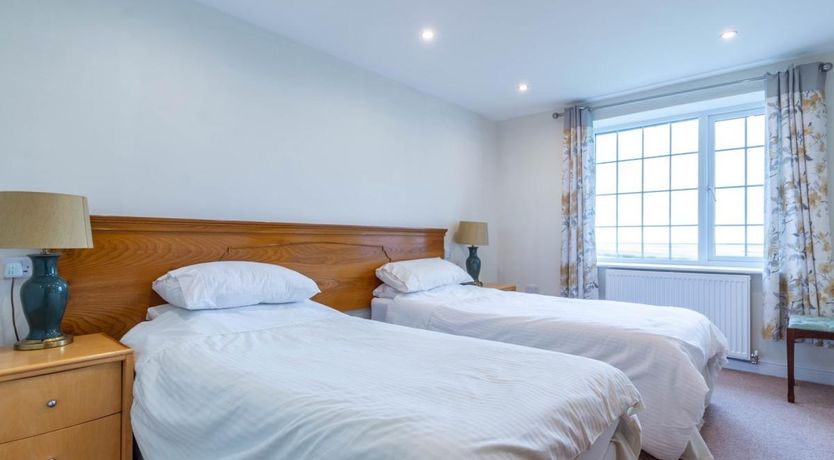 Photo of 4 Bed in Langtoft