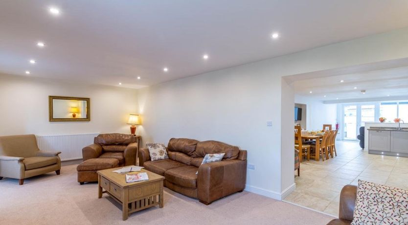 Photo of 4 Bed in Langtoft