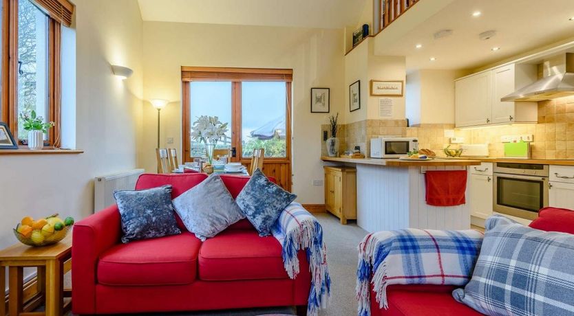 Photo of 3 Bed in Hartland