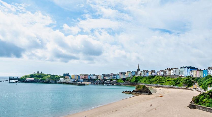 Photo of 3 Bed in Tenby