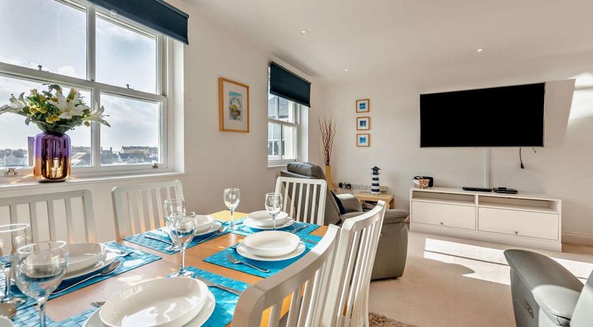 Photo of 3 Bed in Tenby