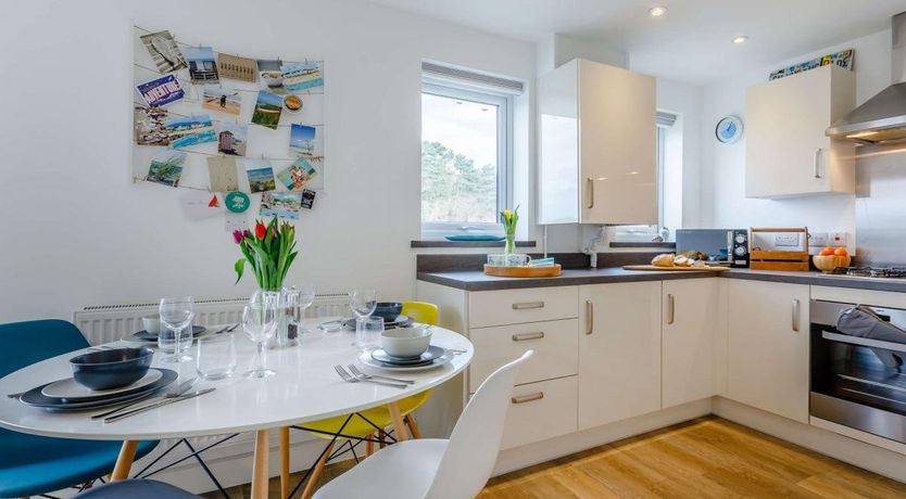 Photo of 2 Bed in Y Felinheli