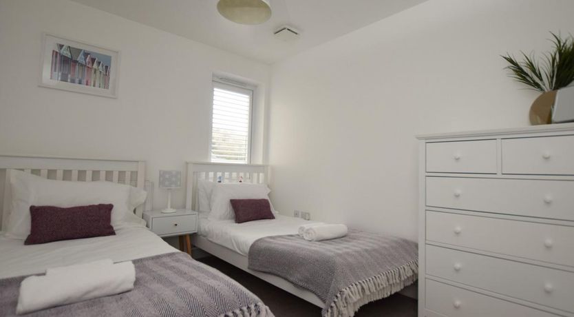 Photo of 2 Bed in Y Felinheli