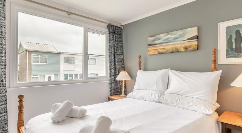 Photo of 2 Bed in Freshwater East